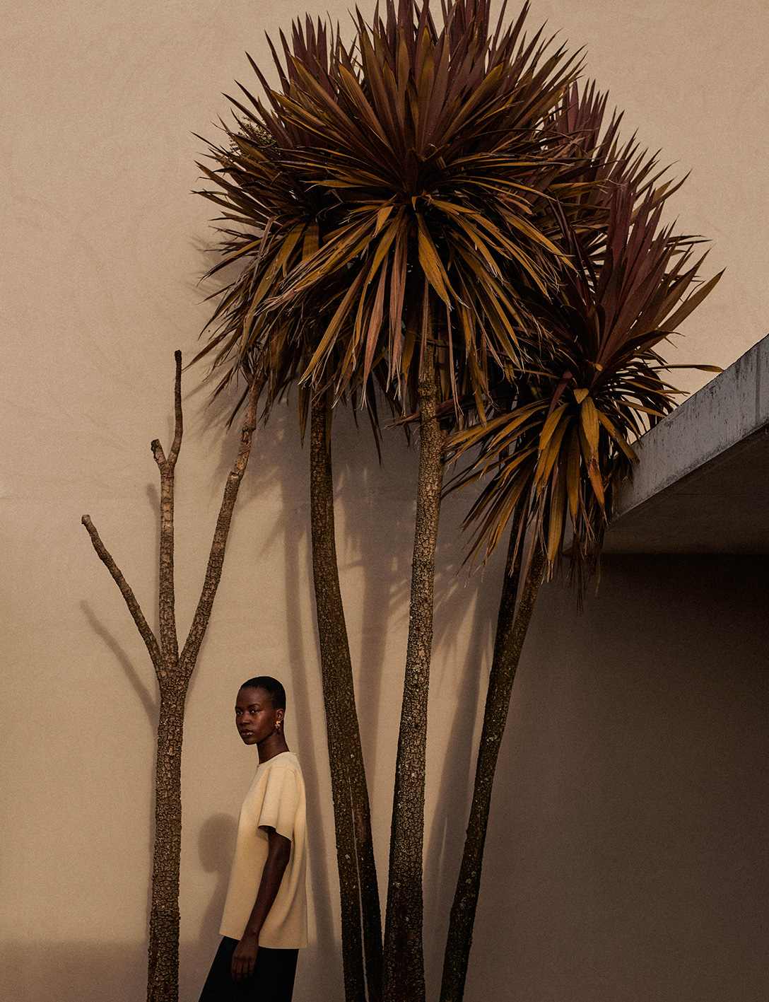 ESTERNO GIORNO FOR AMICA MAGAZINE BY FREDERICO MARTINS REPRESENTED BY 8AM