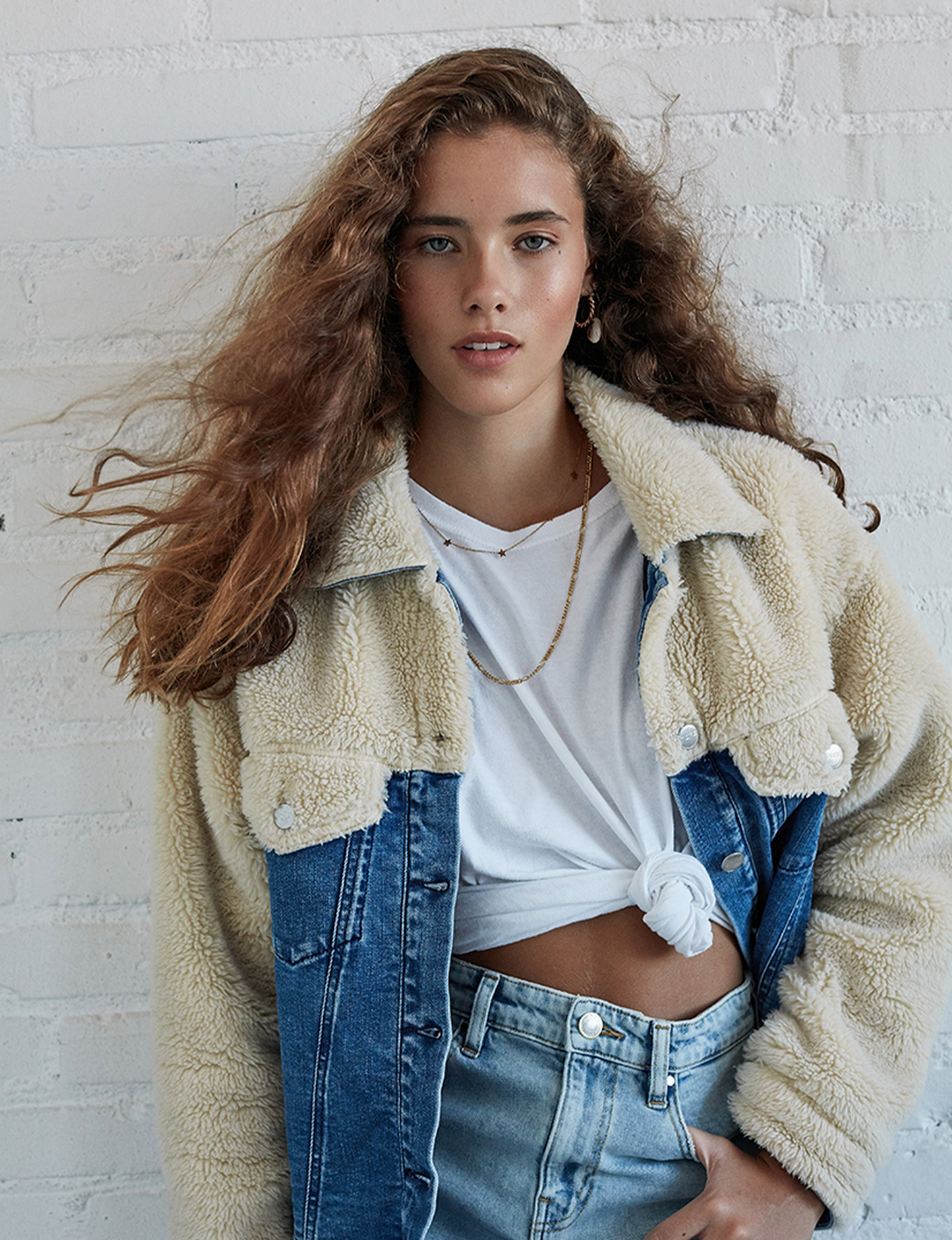 Model Lucia Davara Editorial for L’Officiel Russia, photographed by Pedro Beraldo, Creative director & MUAH Daniel Rull, Stylist Ana Blanch - 8AM