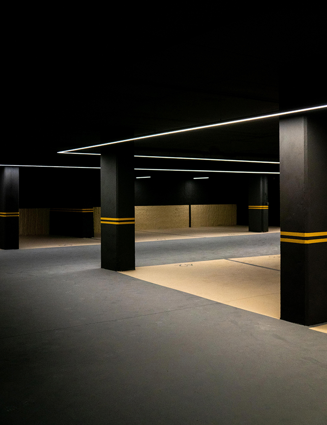 Faro Lights by Maria Huerga photographer in 8AM , 8 artist Management, Barcelona