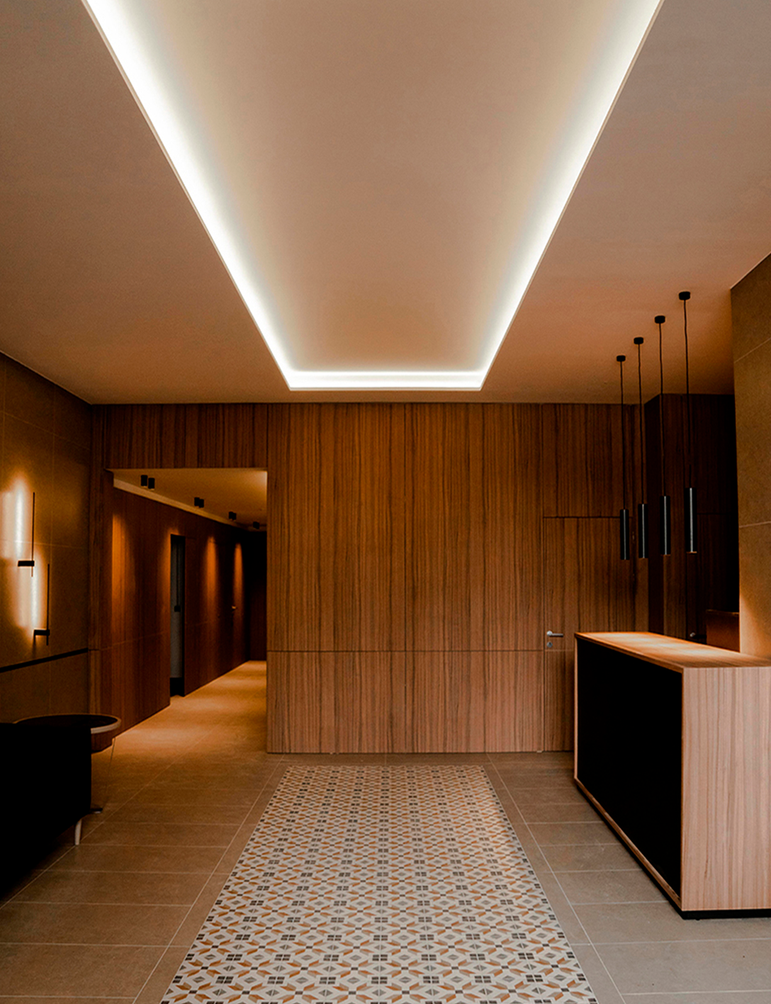 Faro Lights by Maria Huerga photographer in 8AM , 8 artist Management, Barcelona