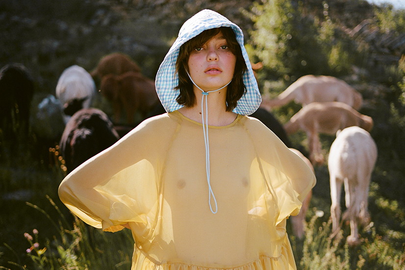 Editorial Alpacas - Glamour Magazine - Berta Pfirsich