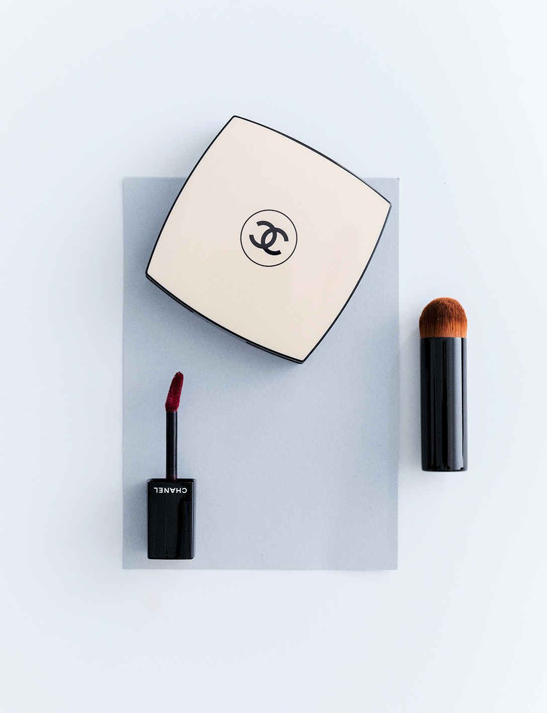 Berta Pfirsich beauty editorial with chanel beauty for Vein Magazine