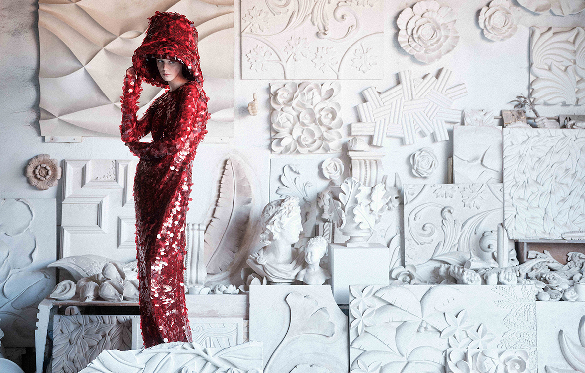 L'officiel Italia editorial of Frederico Martins December 2025