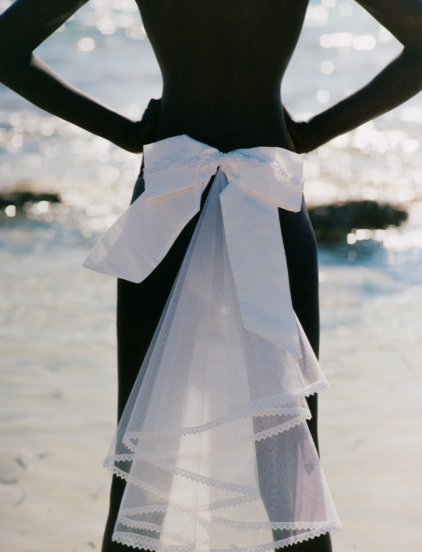Photography by Bert Berta Pfirsich for L’Officiel de Ibiza.